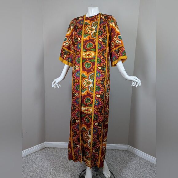 Vintage 70s Boho Caftan Maxi Dress Robe Psychedelic Print Hostess Dress - Picture 1 of 1